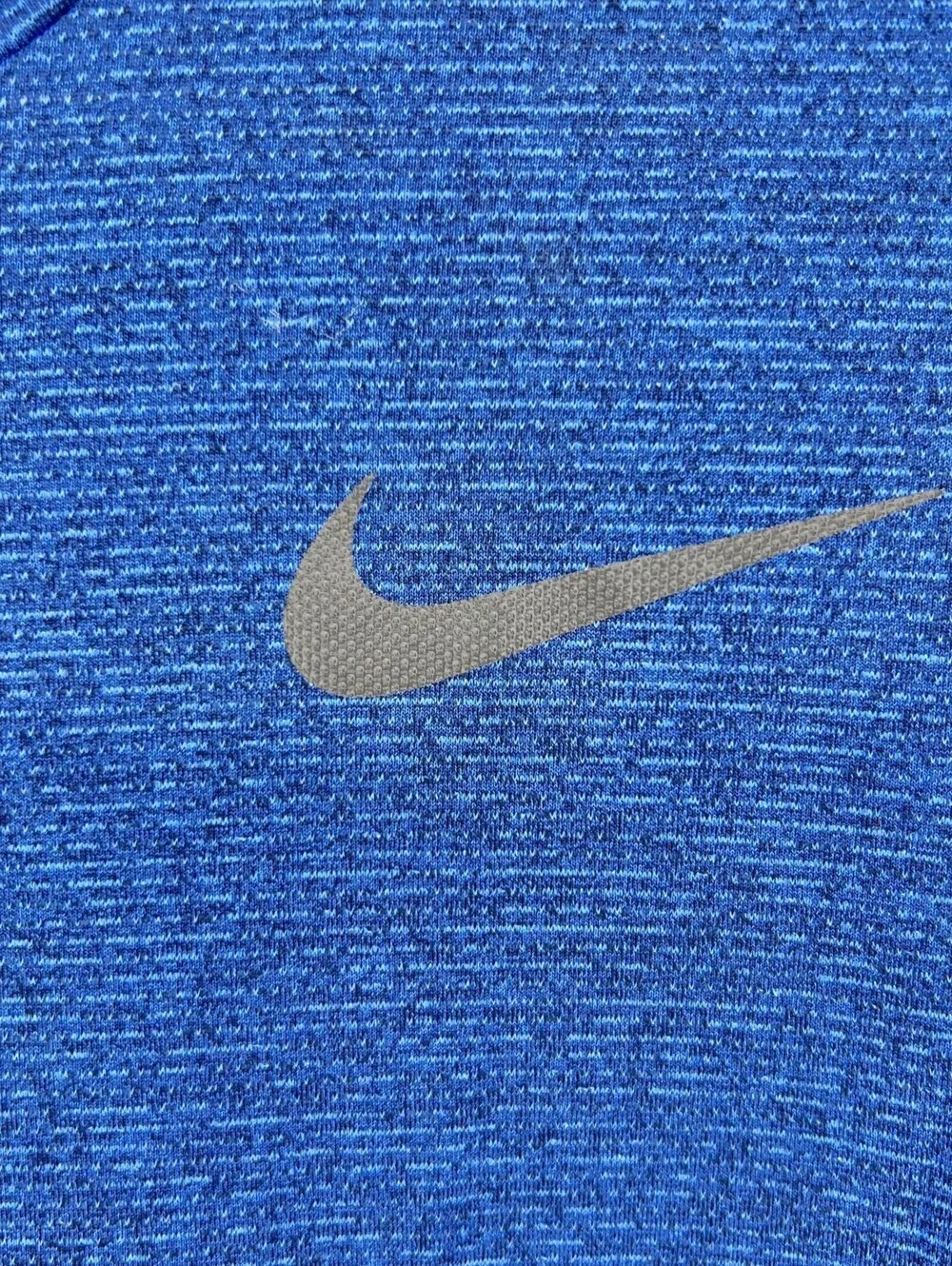 Nike t-shirt men's size L breathable moisture wicking Dri-FIT fabric (1-50
